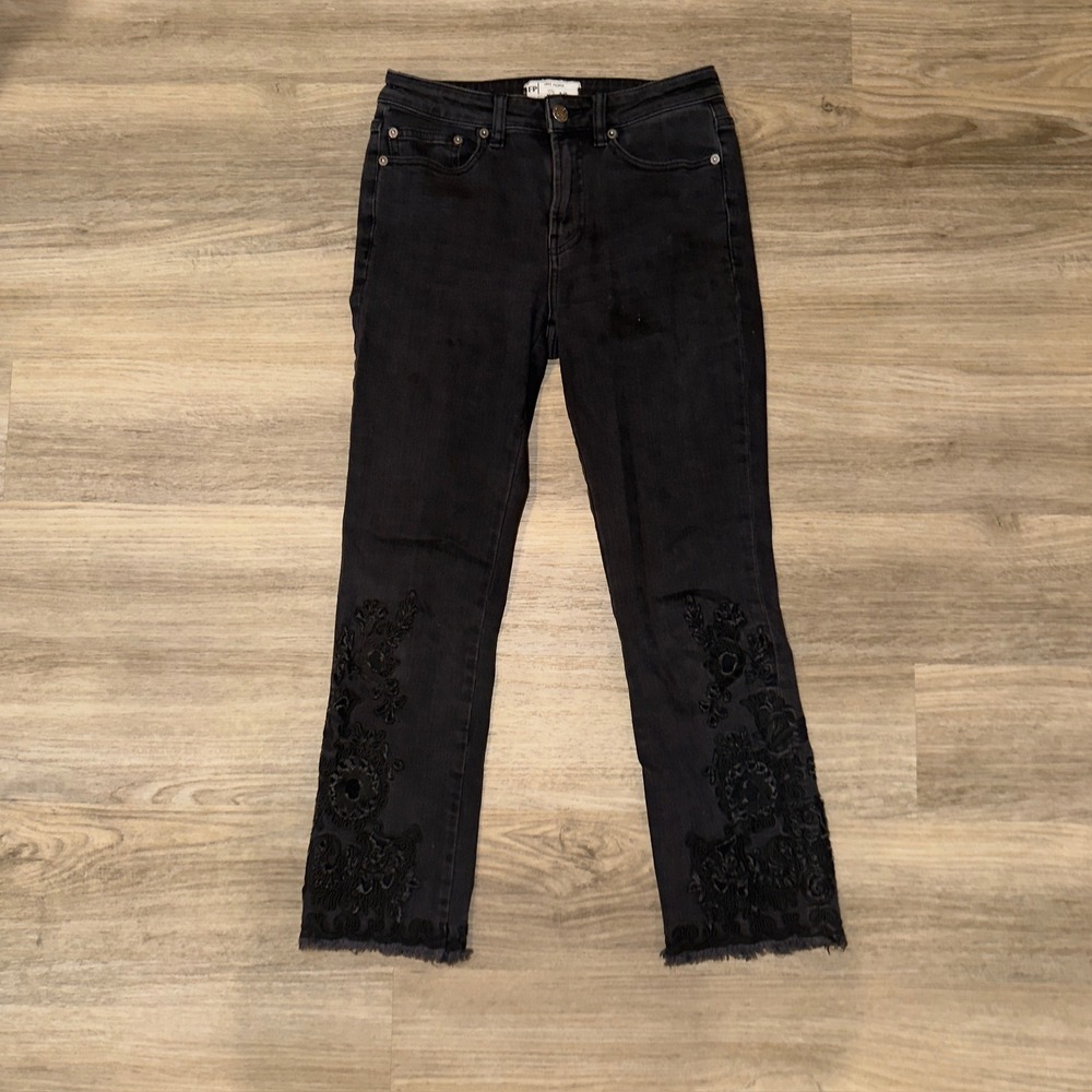 Free People Black Embroidered Cutout Jeans‎ Frayed Hem Boho Cropped W26